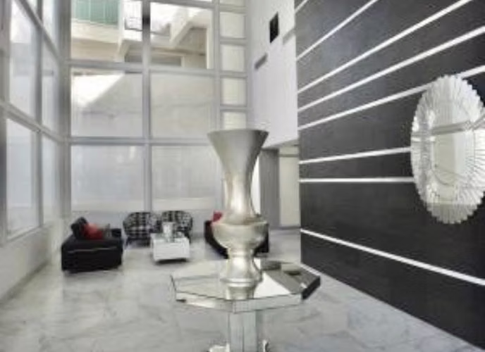 Vendo lindo apartamento vacío , en Edison Park