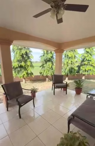 Se vende casa en la Villa de los Santos MC