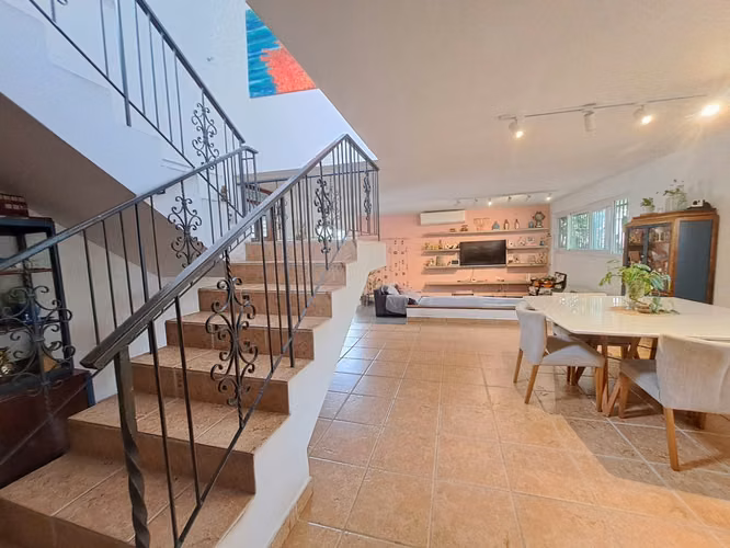 VENTA CASA EL CARMEN BELLA VISTA PANAMÁ ID 7105
