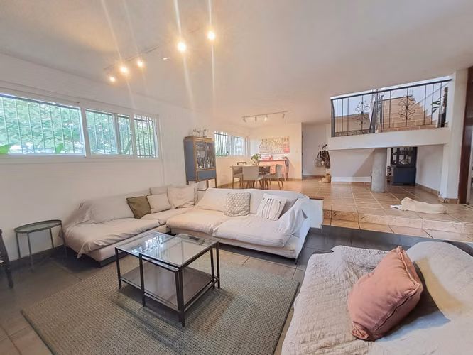 VENTA CASA EL CARMEN BELLA VISTA PANAMÁ ID 7105