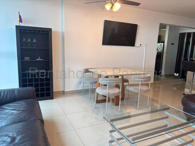 Apartamento en Alquiler en Costa del Este 26*7732Mfk