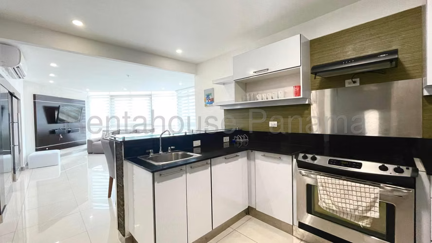Venta de Comodo e Iluminado Apartamento en Costa del Este 26*5948Mfk - Imagen 7
