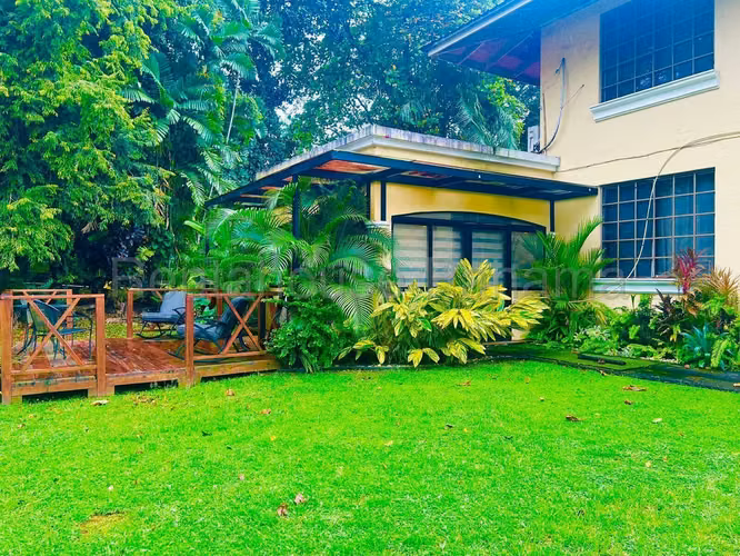 Venta de Hermosa Casa en Ancon 26*4491Mfk