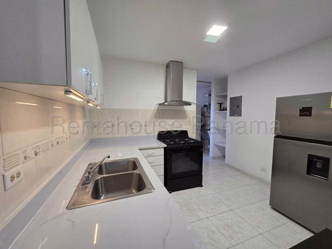 Alquiler de Apartamento en San Francisco Ph Devaeux CCO