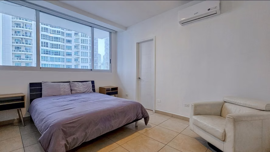 AMPLIO APARTAMENTO EN PUNTA PACIFICA