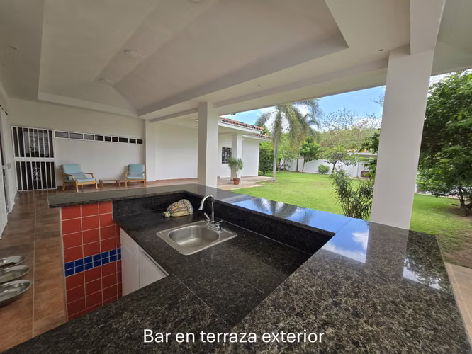 HERMOSA CASA EN VENTA EN CORONADO