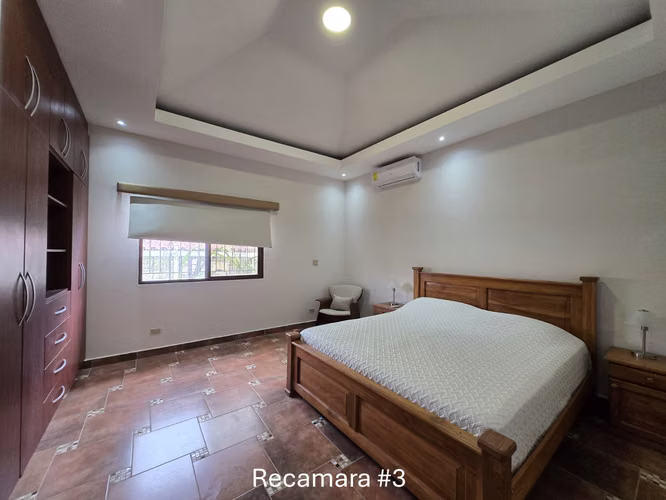 HERMOSA CASA EN VENTA EN CORONADO