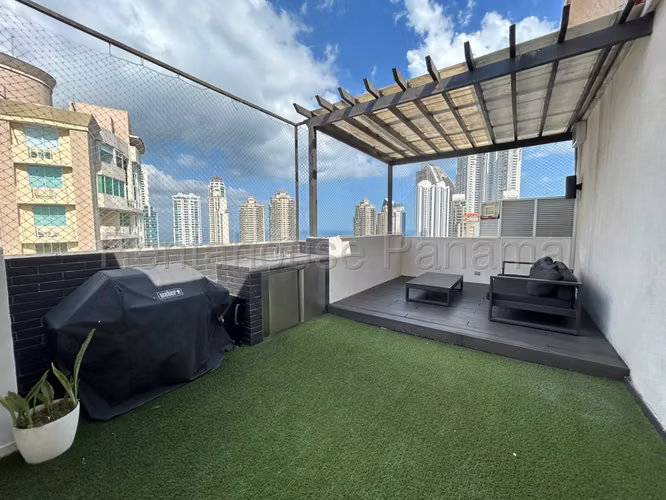 Se Vende Apartamento en Punta Pacifica LA26-7260