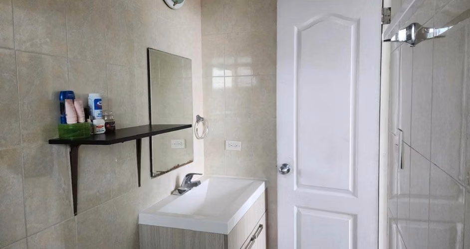 Hermoso Apartamento en Edison Park! Majestic Garden! - Imagen 6