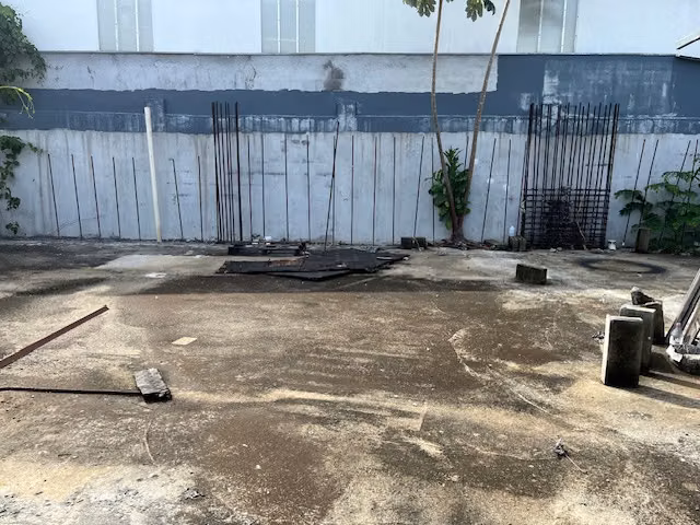 EN VENTA - Terreno Estratégico con Avance de Obra ID 26264