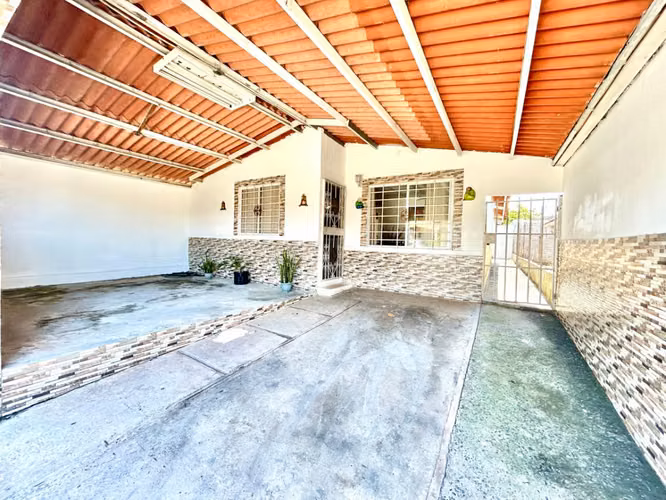Se vende, Residencial La Constancia, Arraiján (Frente a Westland) ID 26310