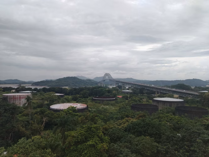 SE VENDE APARTAMENTO EN AMADOR HEIGHTS