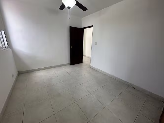 Apartamento de Una Recamara, Centrico, cerca de la estación de tren