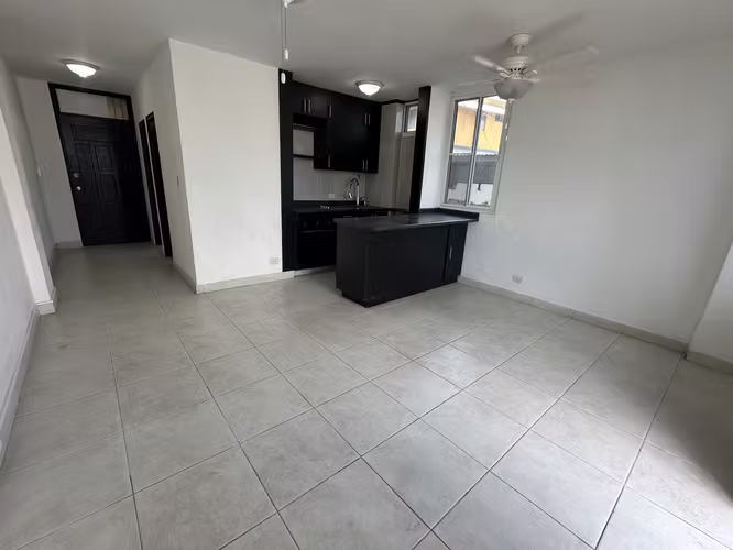 Apartamento de Una Recamara, Centrico, cerca de la estación de tren