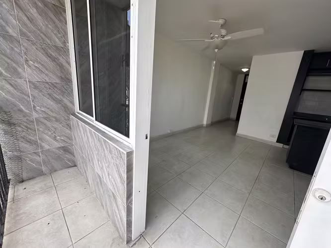 Apartamento de Una Recamara, Centrico, cerca de la estación de tren