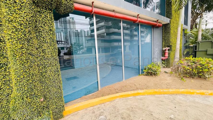 Local Comercial En Alquiler En Vía España ABS