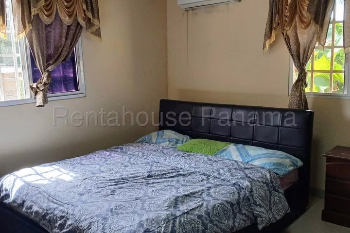 Venta de hermosa y amplia casa en La Chorrera KC26-6293 - Imagen 4