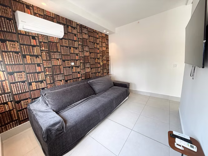 Apartamento de 2 Recámaras Renovado en Venta en Coco del Mar - Imagen 7