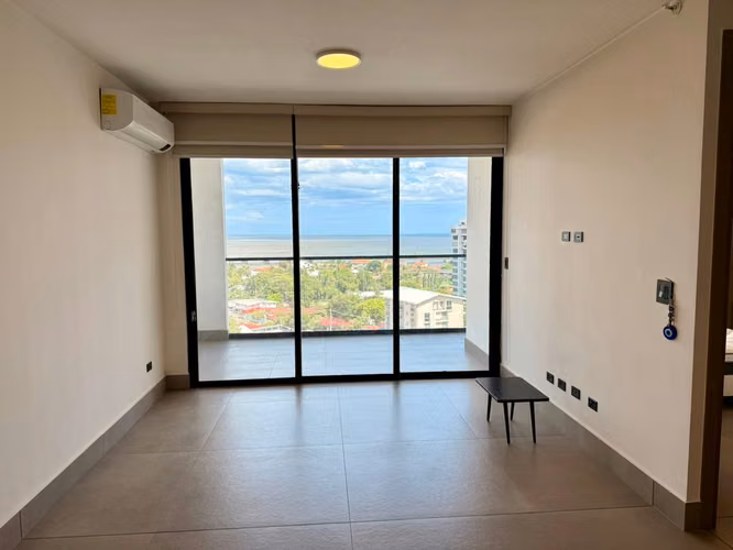 Apartamento en venta con línea blanca en Victory Sport - Coco del mar