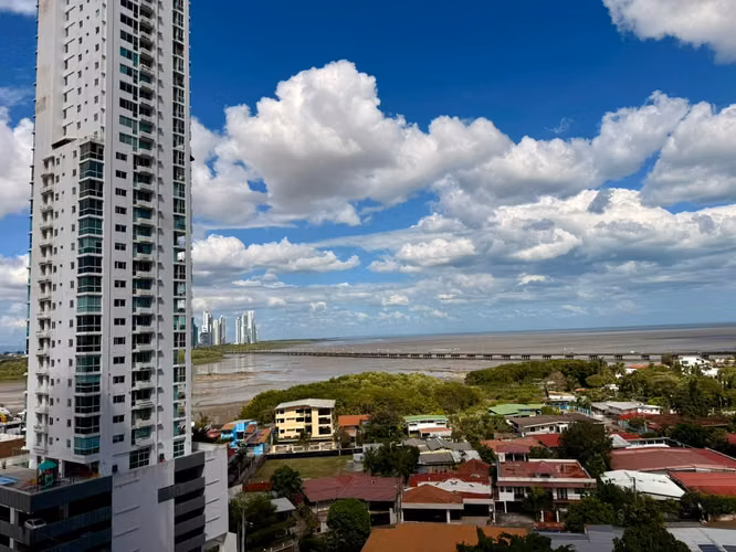 Apartamento en venta con línea blanca en Victory Sport - Coco del mar