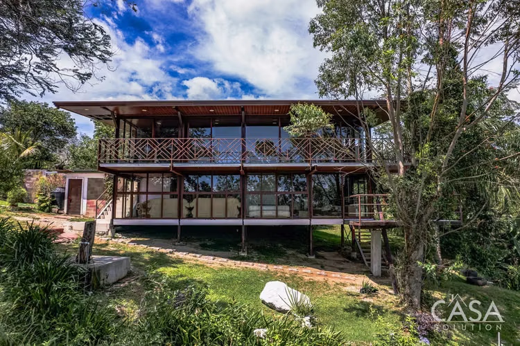 Propiedad Tipo Airbnb con 4 Estudios Independientes en Venta en Palmira, Boquete