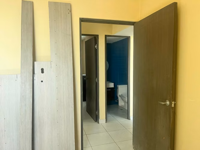 Banco Vende Apartamento en PH METROPOLITAN PARK, Vía España
