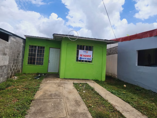 SE VENDE CASA LA CHORRERA
