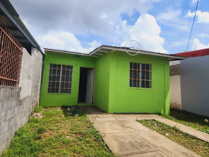 SE VENDE CASA LA CHORRERA