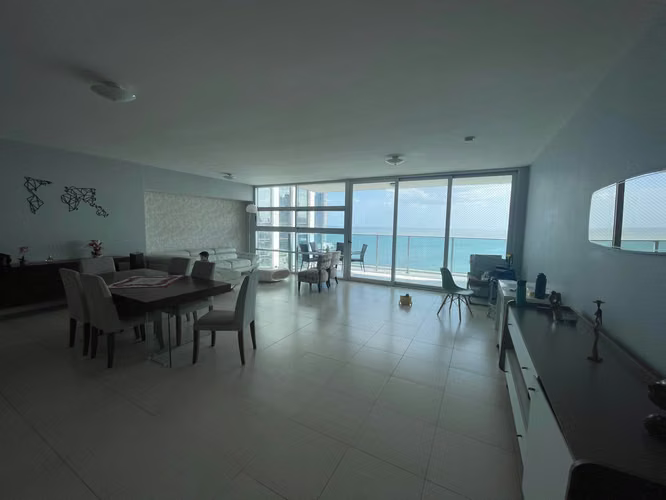 Venta de Apartamento en Avenida Balboa Ph Waters On The Bay Mts2: 258 PD