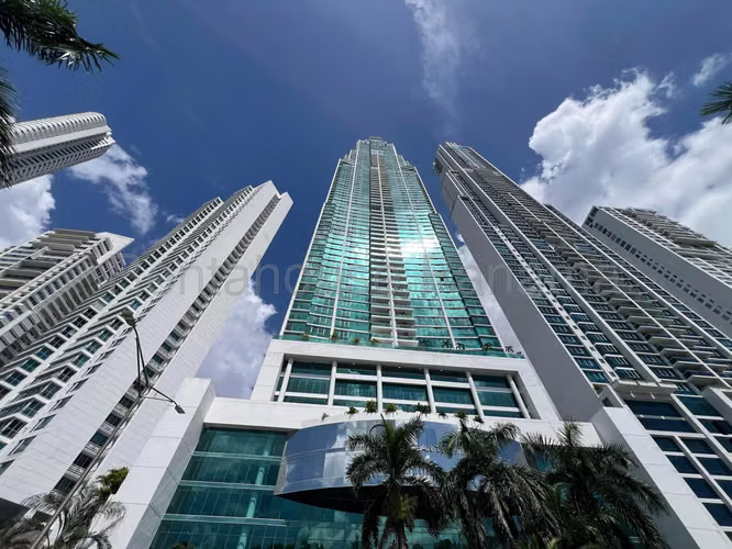 Apartment for Sale in Costa del Este LA26-5365