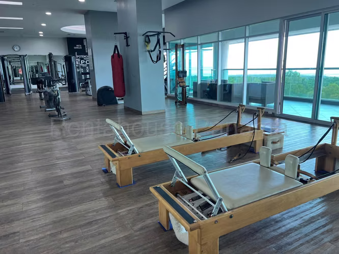 Se Vende Apartamento en Costa del Este LA26-5365