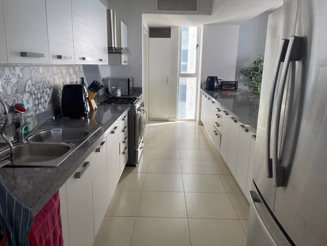 Se Vende Apartamento en Avenida Balboa LA26-7809