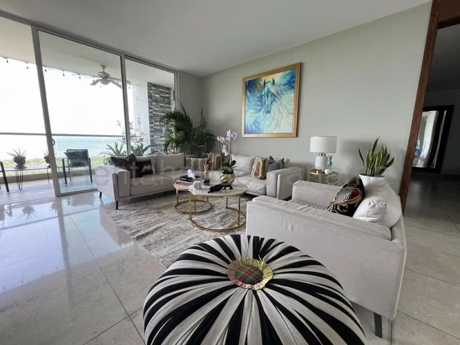 Apartment For Sale In East Coast Syh