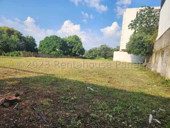 Terreno En Venta En Pueblo Nuevo SYH
