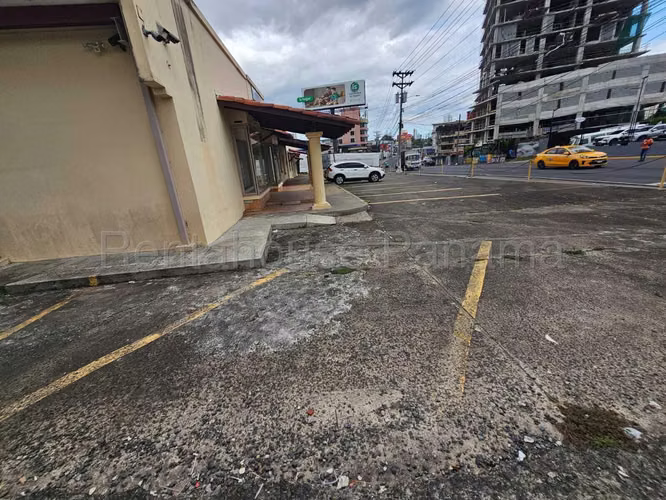 Plaza Comercial en Venta en San Francisco SYH