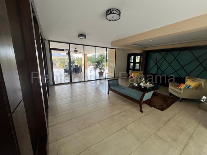 VENTA DE APARTAMENTO EN PINE HILLS ALBROOK HQ