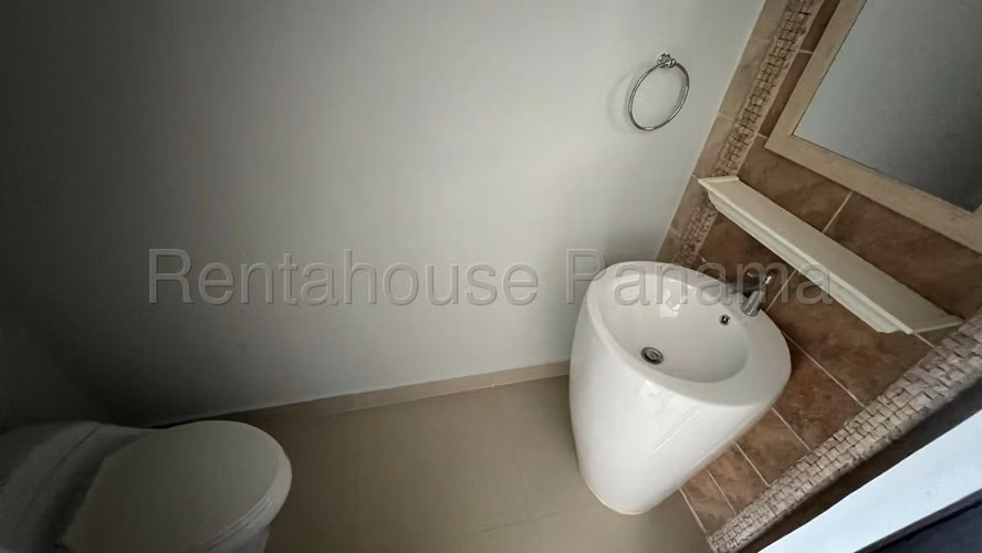 VENTA DE APARTAMENTO EN PINE HILLS ALBROOK HQ