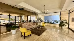 Venta de Apartamento con 178m2 en Punta Paitilla PH Mediterrane 26-7837SR