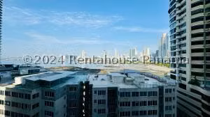 Venta de Apartamento con 178m2 en Punta Paitilla PH Mediterrane 26-7837SR