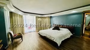 Venta de Apartamento con 178m2 en Punta Paitilla PH Mediterrane 26-7837SR