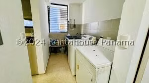 Venta de Apartamento con 178m2 en Punta Paitilla PH Mediterrane 26-7837SR