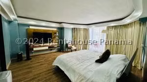 Venta de Apartamento con 178m2 en Punta Paitilla PH Mediterrane 26-7837SR