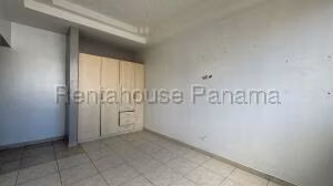 Venta de Apartamento con 175m2 en El Carmen PH Val Halla 26-7698SR