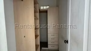 Venta de Apartamento con 175m2 en El Carmen PH Val Halla 26-7698SR