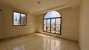 Venta de Apartamento con 175m2 en El Carmen PH Val Halla 26-7698SR