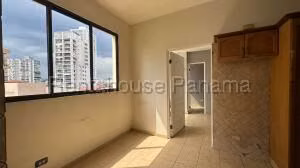 Venta de Apartamento con 175m2 en El Carmen PH Val Halla 26-7698SR