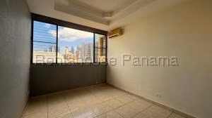 Venta de Apartamento con 175m2 en El Carmen PH Val Halla 26-7698SR