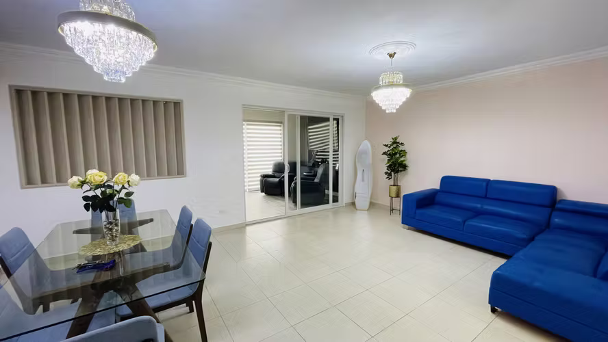 Venta de casa en Brisas del Golf Villa Tivoli AK
