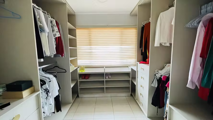 Venta de casa en Brisas del Golf Villa Tivoli AK