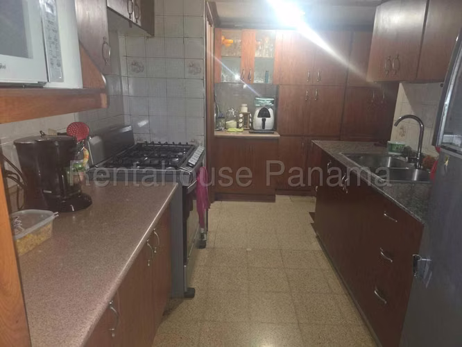 Venta de Casa en Parque Lefevre CCO